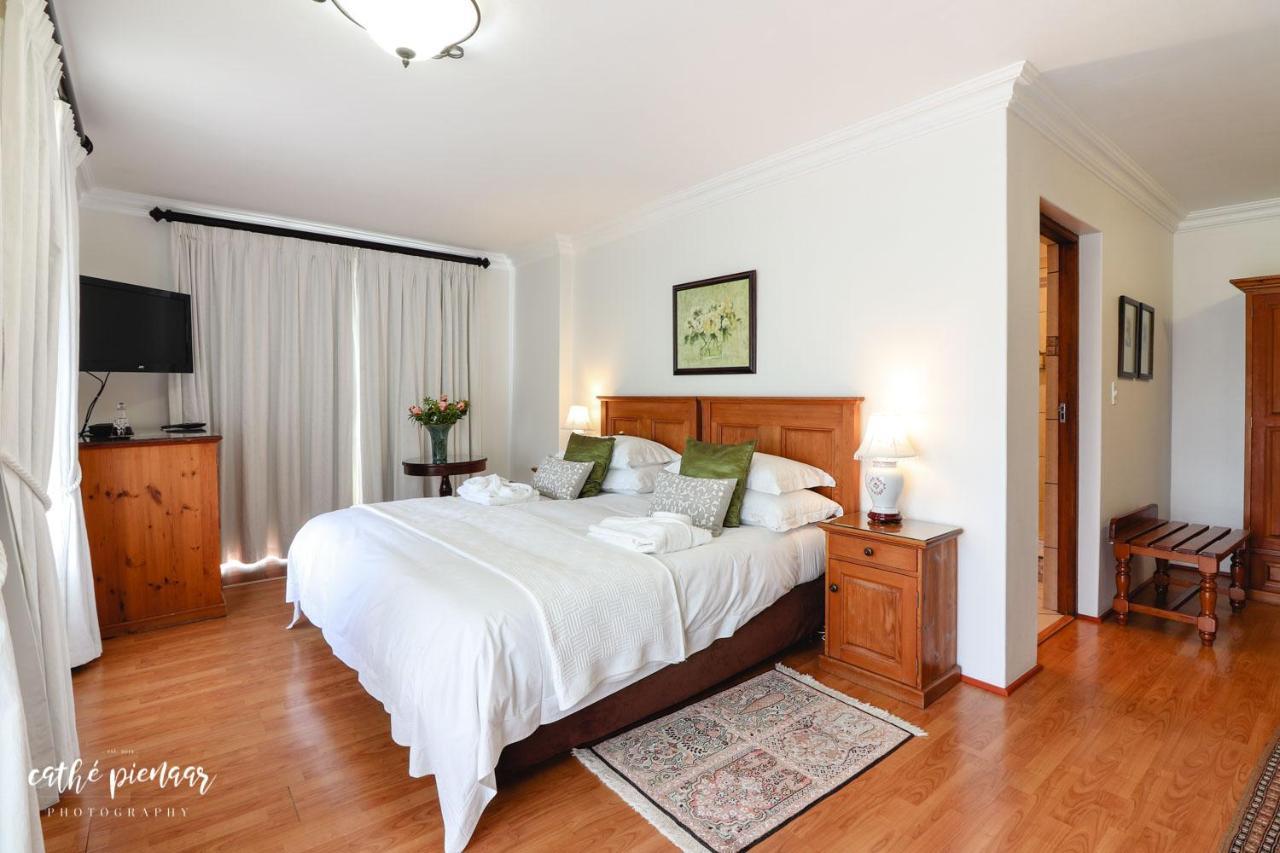 A Tuscan Villa Guest House Fish Hoek Extérieur photo