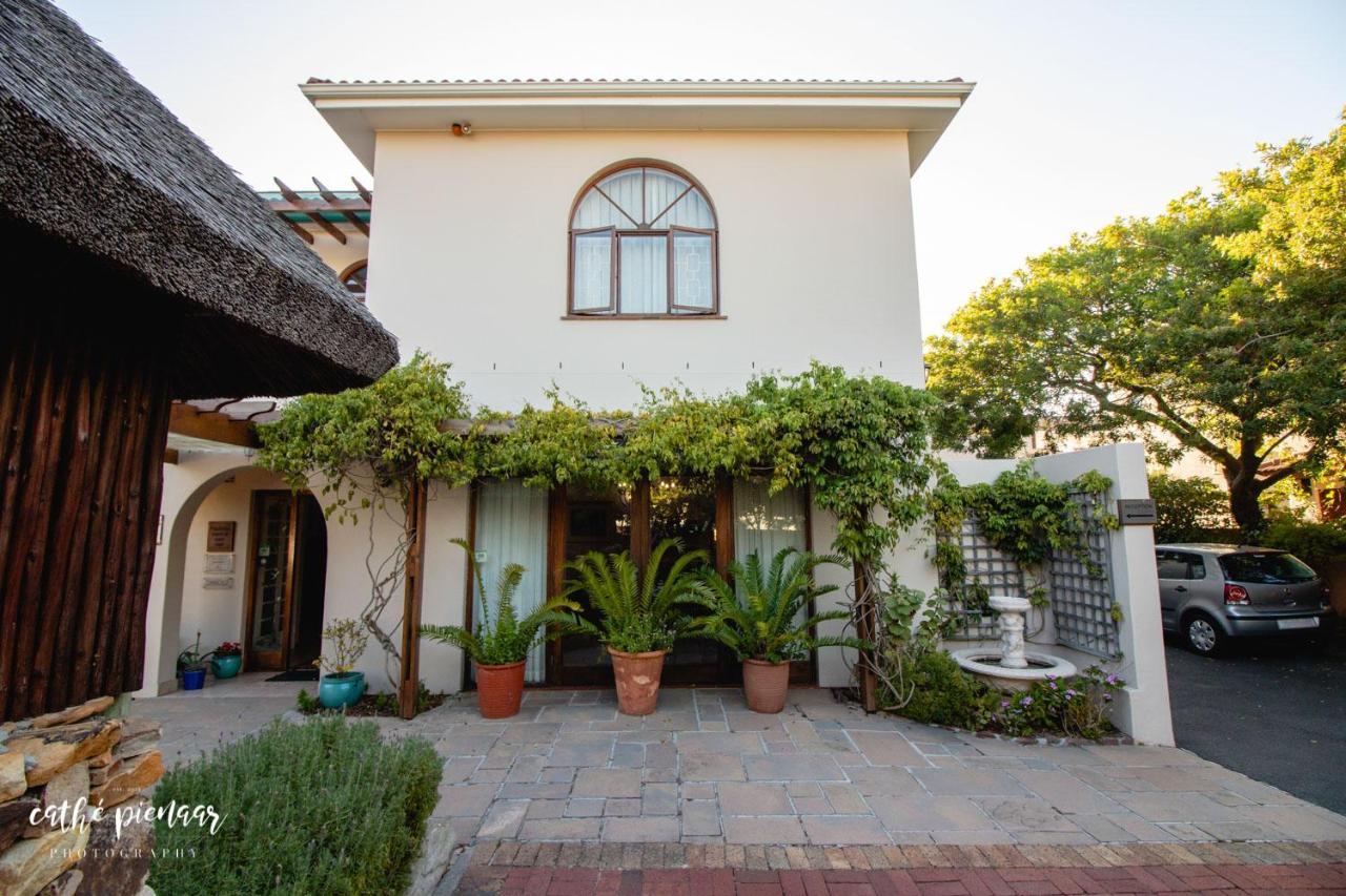 A Tuscan Villa Guest House Fish Hoek Extérieur photo