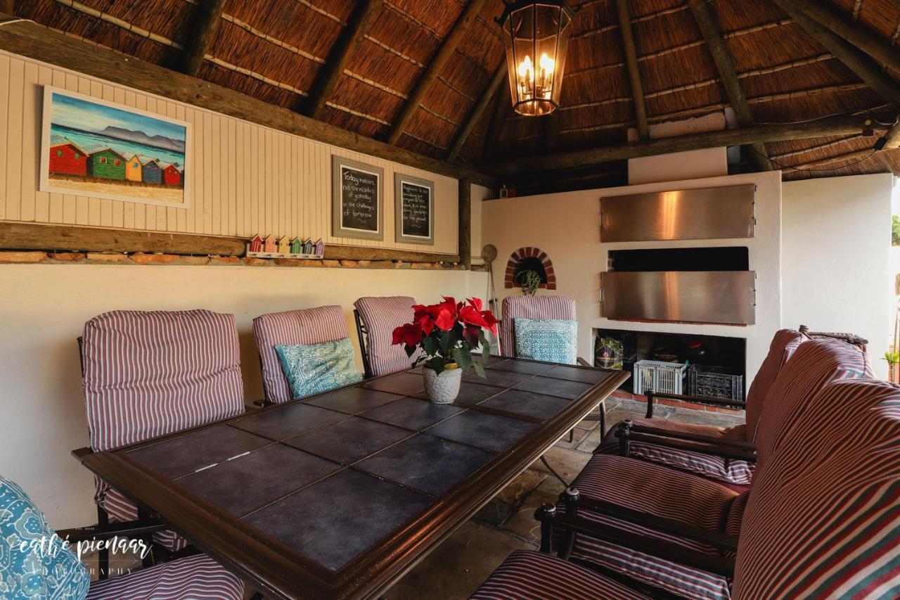A Tuscan Villa Guest House Fish Hoek Extérieur photo