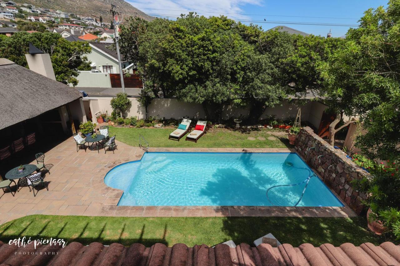 A Tuscan Villa Guest House Fish Hoek Extérieur photo