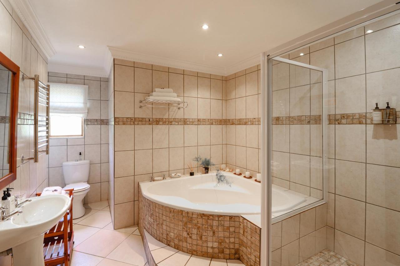 A Tuscan Villa Guest House Fish Hoek Extérieur photo
